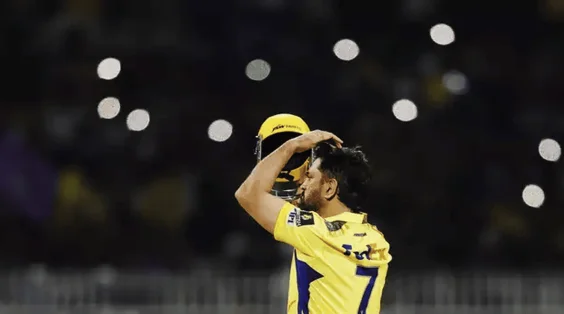 'Dhoni wants what's best for the team' - Hussey